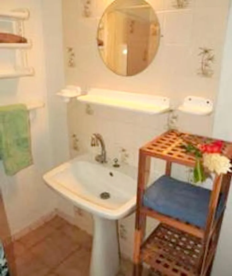 Appartement Charmant A Sainte-Anne - Terrasse Et Jardin